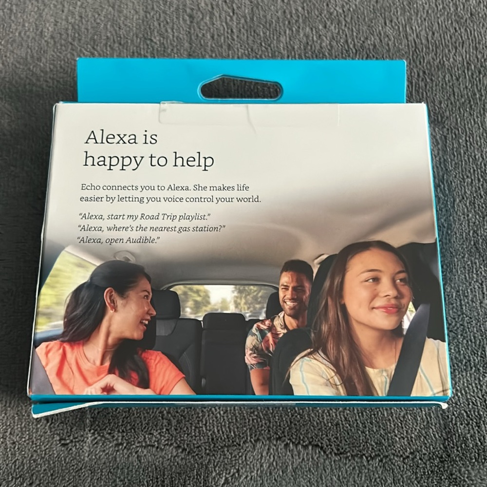 🏷️⬇️ New In Box Amazon Echo Auto - Picture 2 of 6